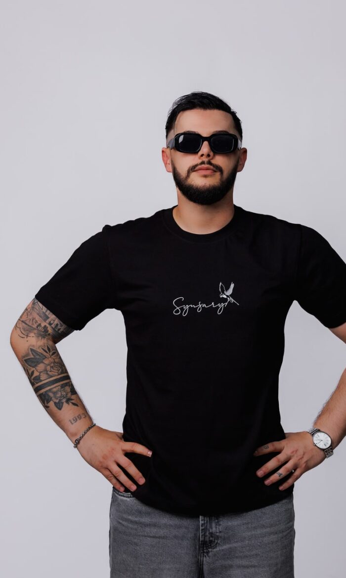 Synsary T-shirt Schwarz