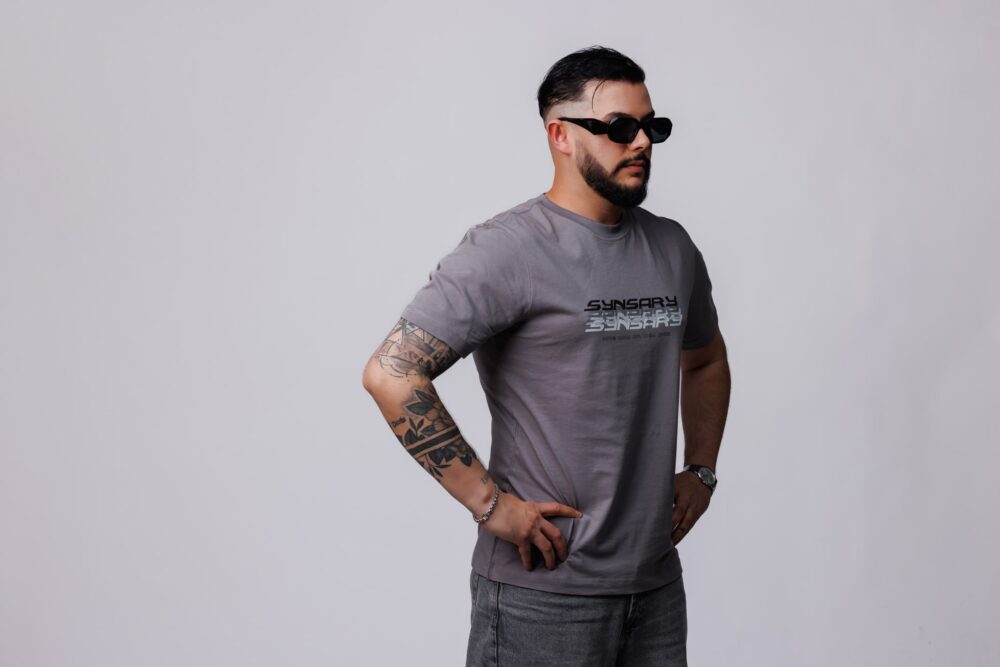 Synsary T-Shirt Slate Grau – Bild 4